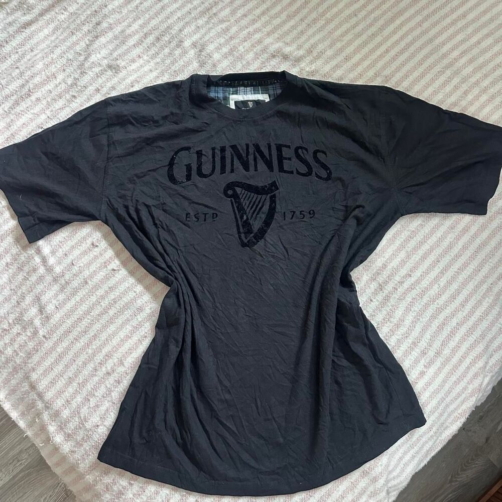 Guinness Men's Black and Grey T-shirt